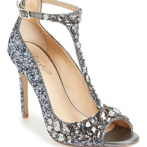 JEWEL BADGLEY MISCHKA Conroy Pumps